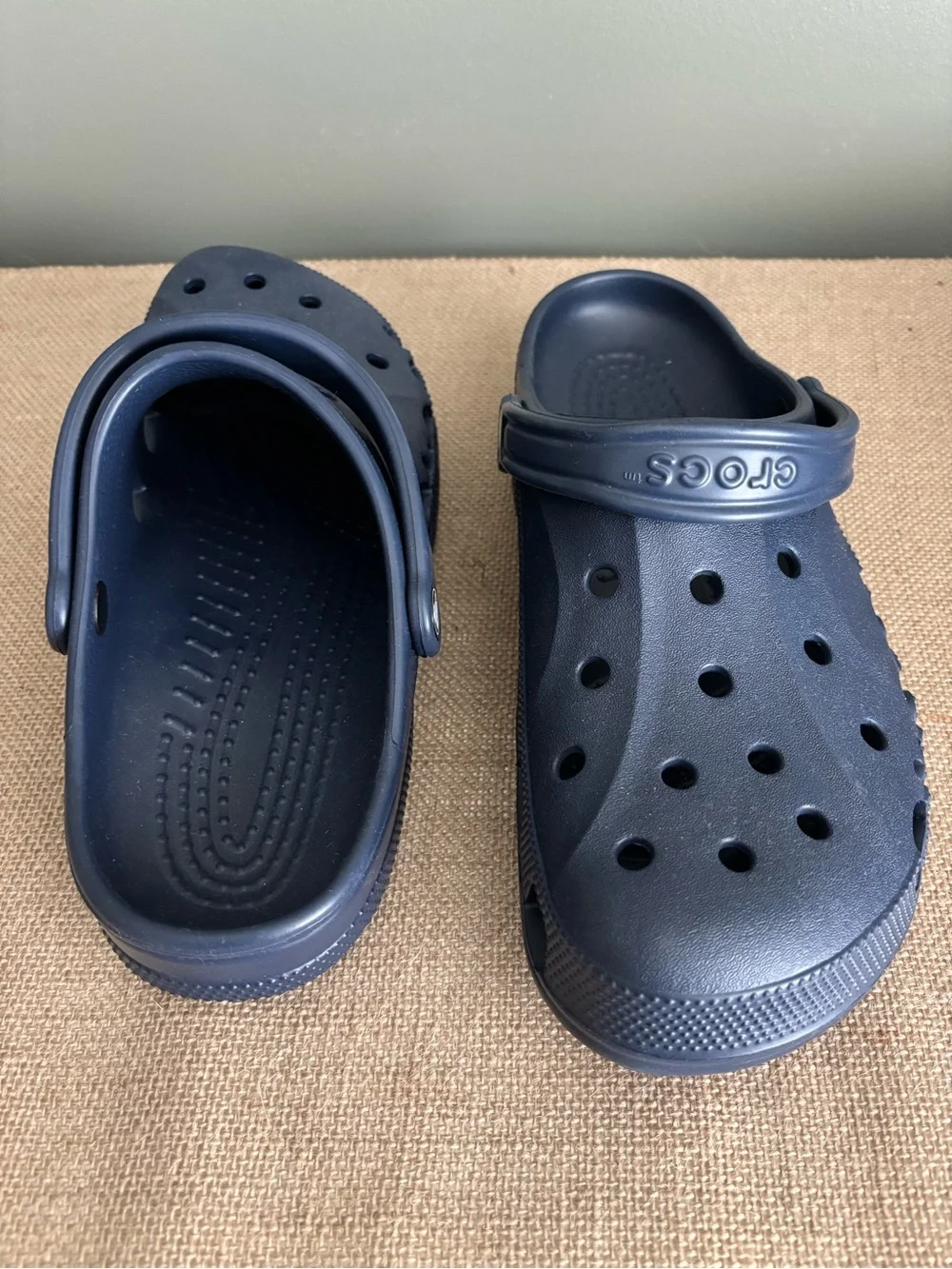 CROCS Men's Slip-On Clog in Navy Blue New Without Tags